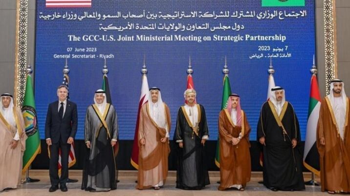 بيان أمريكي خليجي يشيد بجهود سلطنة عمان لإحلال السلام في اليمن