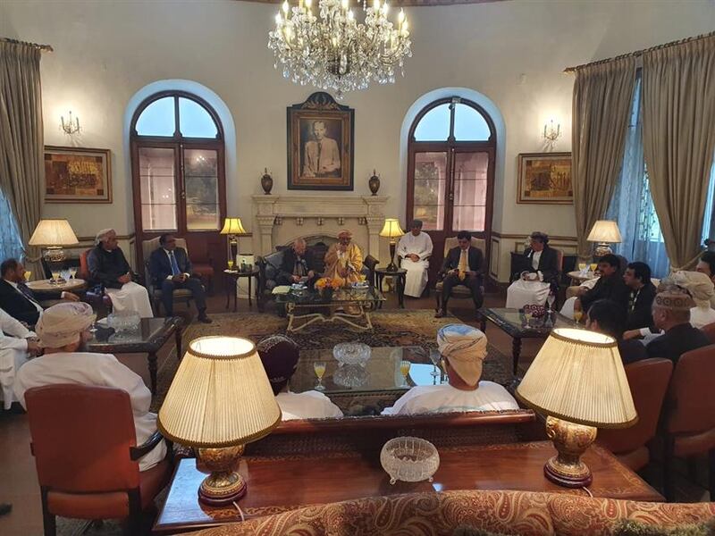 شركة عمانية تمول مشروع قطارات في باكستان