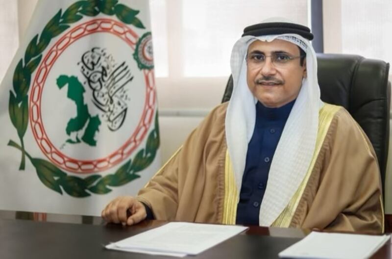 رئيس البرلمان العربي يشيد بنتائج زيارة السلطان هيثم بن طارق إلى البحرين