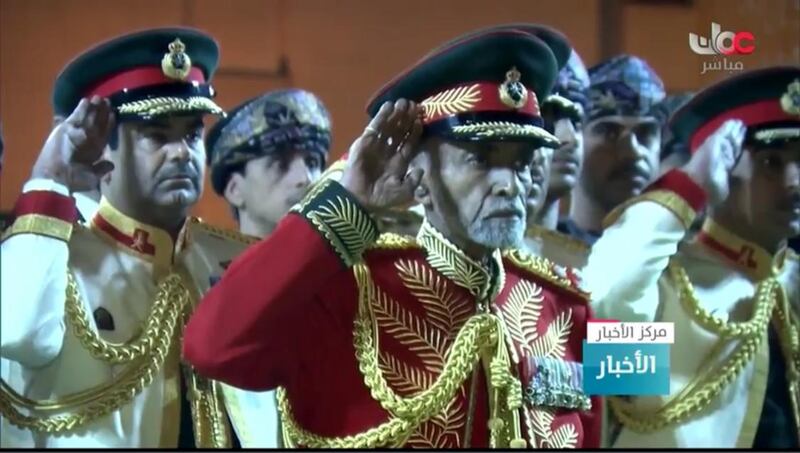 بالفيديو والصور: جلالة السلطان يقيم حفل عشاء بمناسبة يوم القوات المسلحة