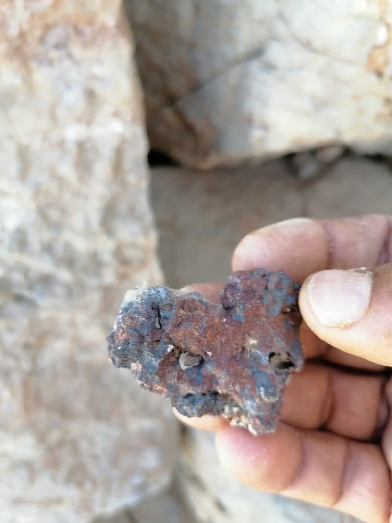 بالصور: كهف للنحاس في العامرات