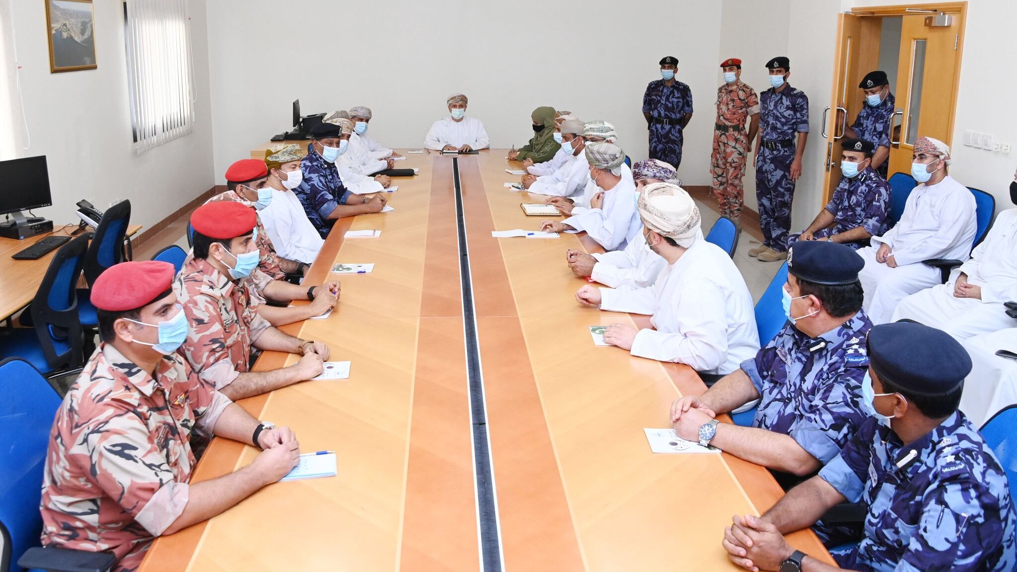 اللجنة التي شُكلت بتوجيهات سامية تجتمع في السويق