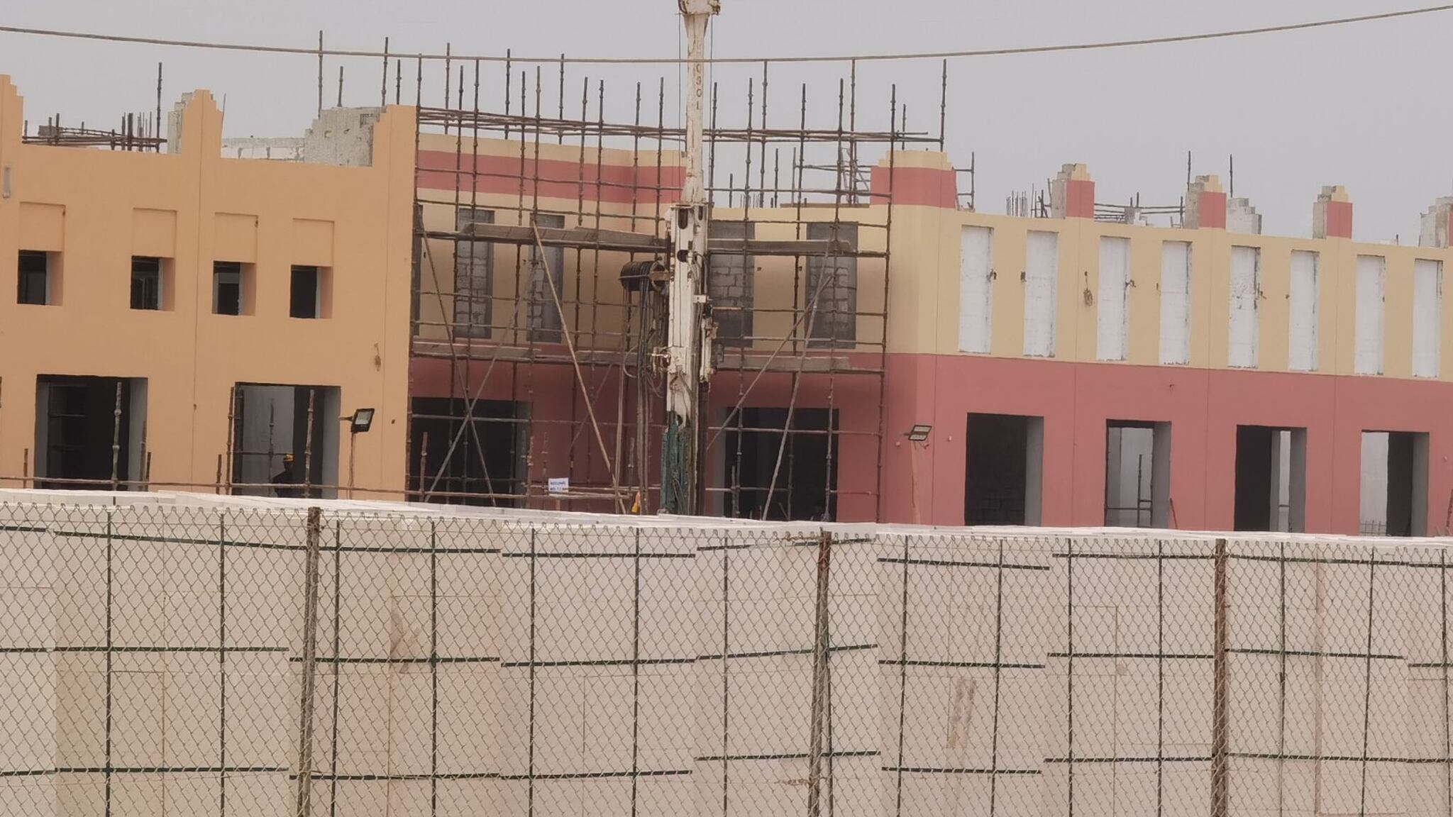 18 عامًا منذ الإعلان الأول عنه: مراحل من مشروع تطوير الواجهة البحرية والسوق بمنطقة الحافة