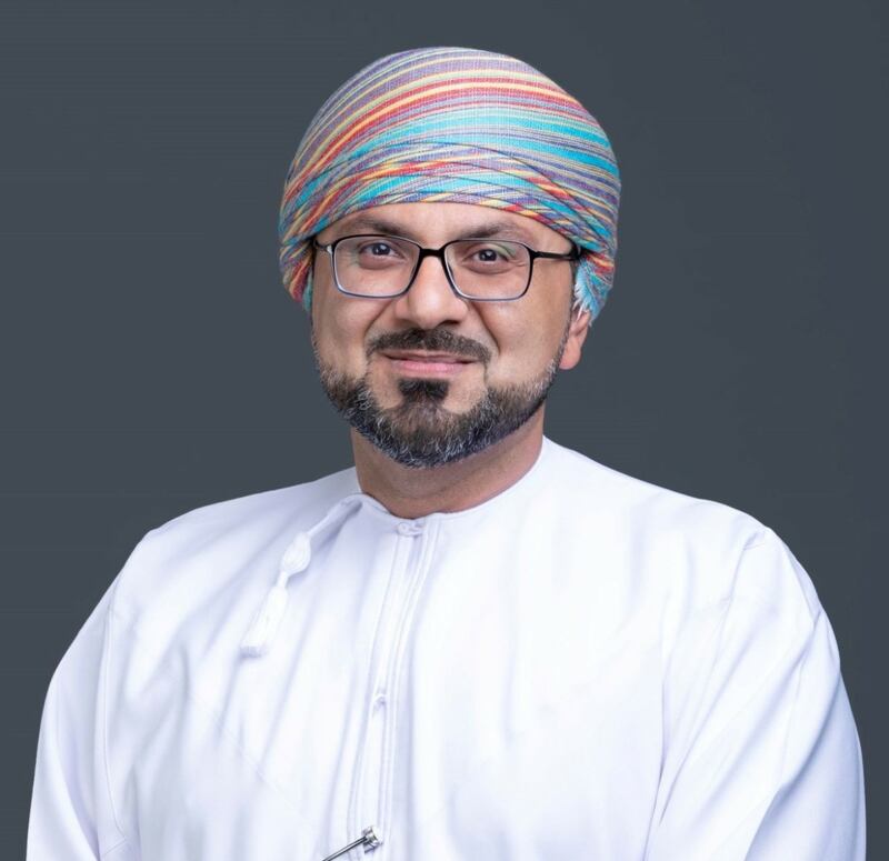 “العيدية” الإلكترونية.. خدمة جديدة من بنك مسقط