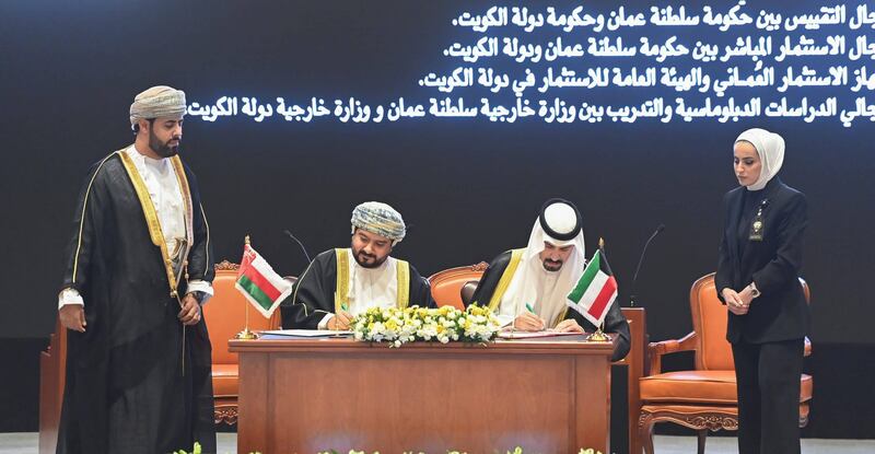 4 مذكرات تفاهم عُمانية كويتية؛ إليك تفاصيلها