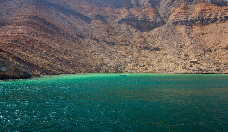 أفضل 5 شواطئ عمانية في تقرير جديد
