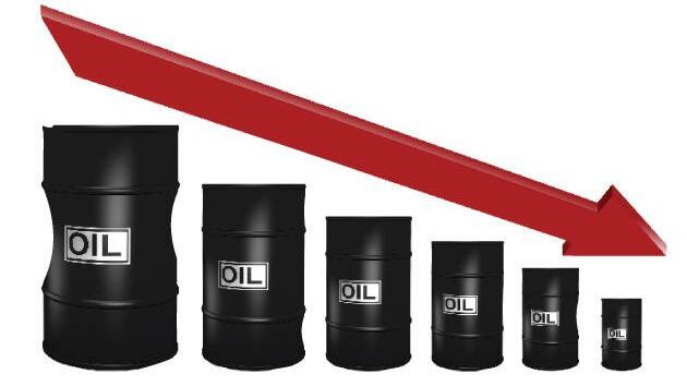 نفط عُمان يواصل الانخفاض بأكثر من دولار