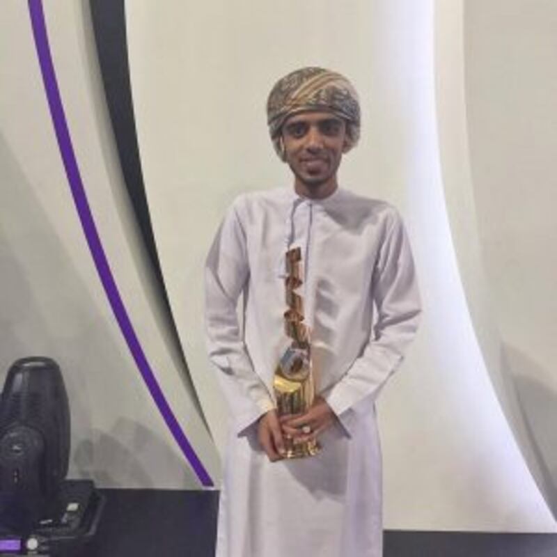 #عمان_تستاهل_أكثر.. عمانيون يُبدعون، وهنا غيض من فيض