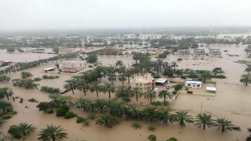 بعضهم تنازل عن رصيد إجازته: أكثر من 600 ألف ريال من موظفين ومتقاعدين لمتضرري “شاهين”