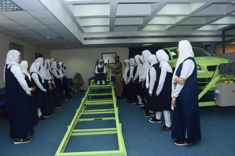 مسؤول شرطي يوجه نصائح مع قرب بداية العام الدراسي الجديد