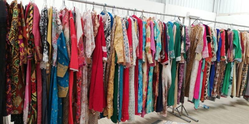 الملابس المستعملة: رافد مهم لجمعية الرحمة وسد احتياجات الأسر المتعففة