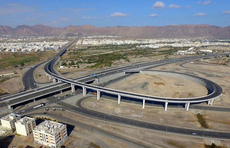 والي العامرات يوضح حول المشروعات الجديدة فيها