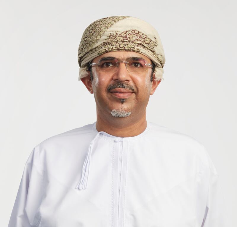 من خلال خدمات متنوعة ومبتكرة لمختلف المؤسسات: بنك مسقط خبرة مصرفية ومسيرة ناجحة في تعزيز وتمكين قطاع الأعمال