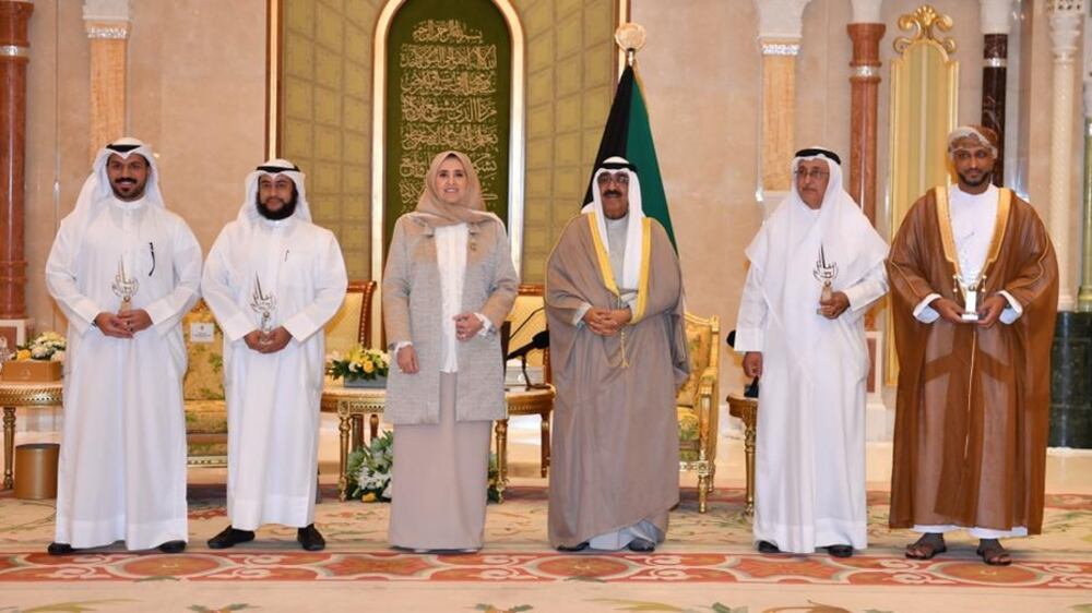 عماني يفوز بجائزة خليجية