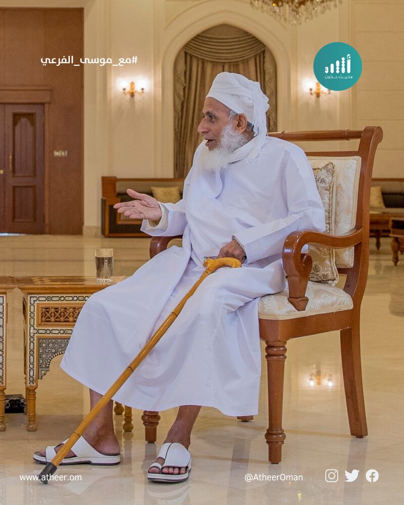 وجّه بالنظر إلى أحوال الناس والإصغاء إليهم: أبرز ما جاء في حوار سماحة الشيخ أحمد الخليلي