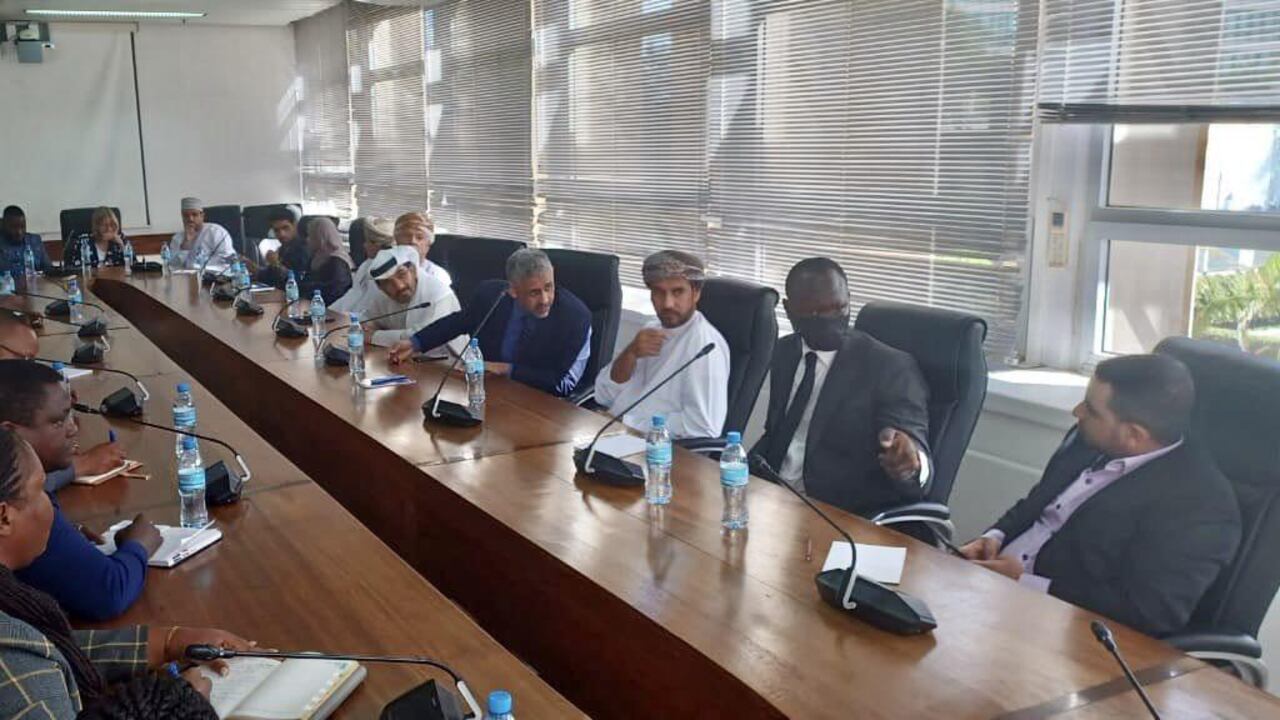  جهاز الاستثمار العماني يطلع على فرص الاستثمار في الغذاء بتنزانيا