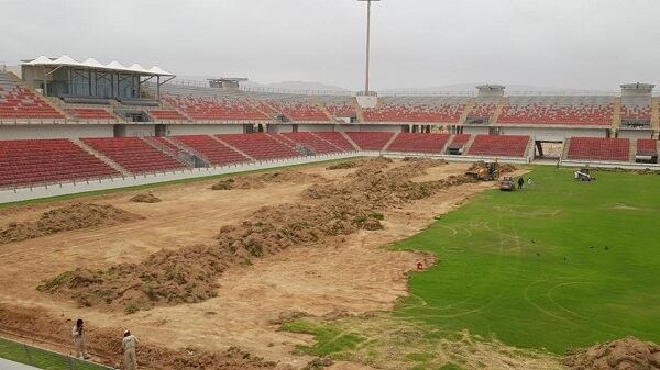 تساؤلات عن تربة استاد السعادة.. والشؤون الرياضية تتفاعل