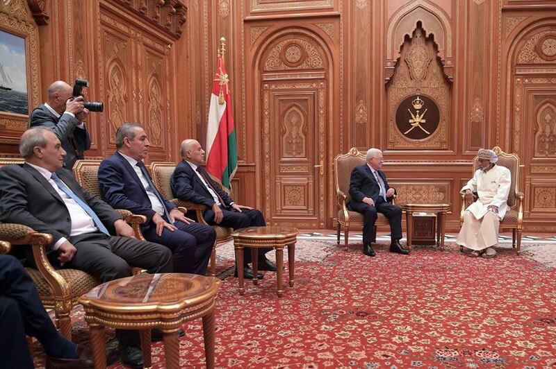 بالفيديو والصور: شاهد الإطلالة السامية لجلالة السلطان اليوم