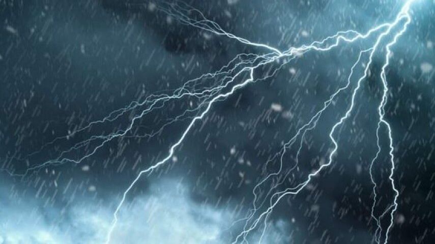 أجواء السلطنة على موعد مع أخدود من منخفض جوي