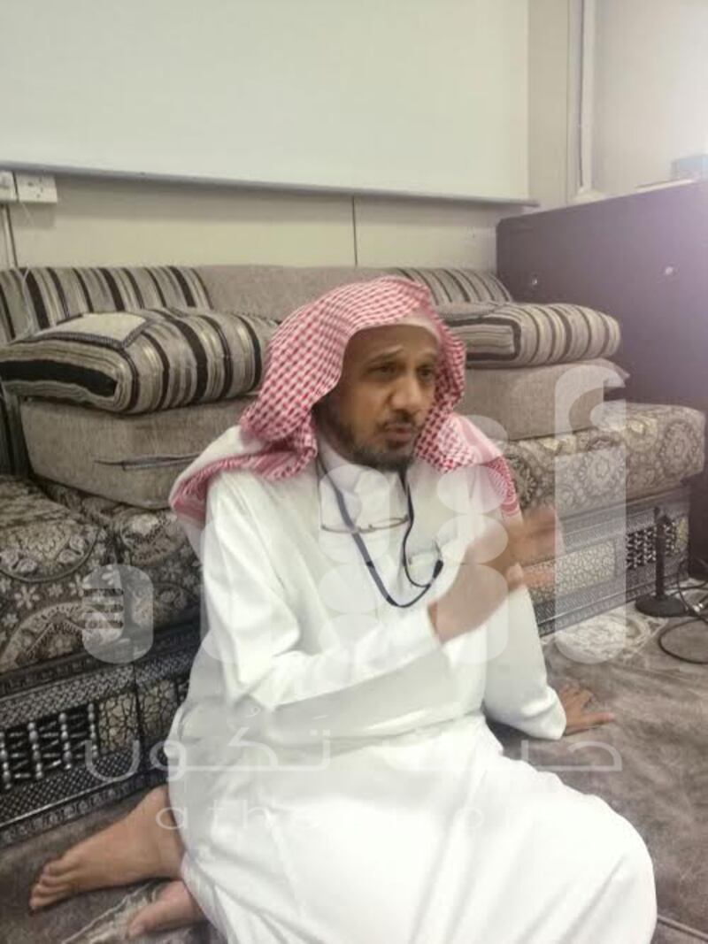 عبر “أثير”: الشيخ عبدالله بصفر يؤكد: منهج الاعتدال هو الحل، ويوجّه نصائح