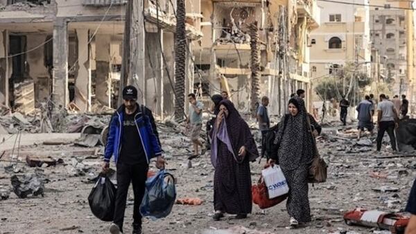 وزير الخارجية الإيراني: وثائق تكشف خططًا للاحتلال لتهجير الفلسطينيين إلى مصر والأردن