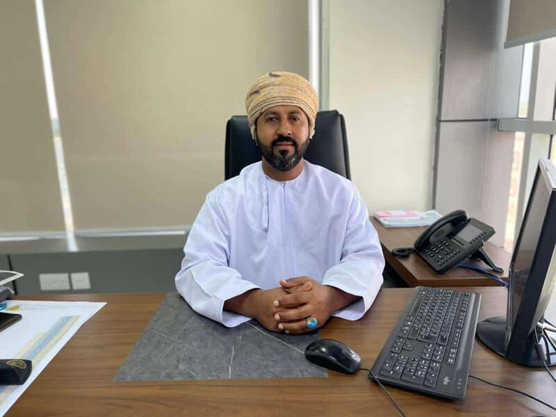 طرح موقعين للاستثمار في محافظة الداخلية