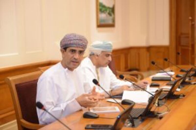 الأمين العام لـ “الدولة”: المجلس اتخذ “إجراءً مُعينًا” في موضوع “عضو المجلس مع الفنانة الكويتية”