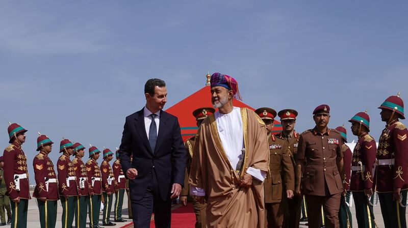 بالصور: جلالة السلطان يستقبل الرئيس السوري