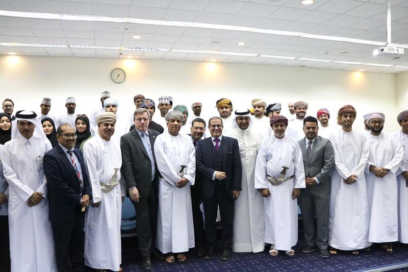 جمعية الصحفيين تنظم دورة في الإعلام الرياضي بالجامعة الوطنية