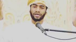 قراءة في “تعال ننزع وجهك” لـ “طلال الصلتي”