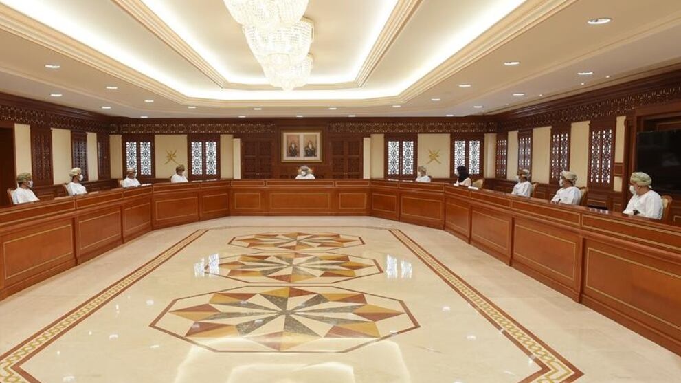 اللجنة العليا تصدر قرارات جديدة