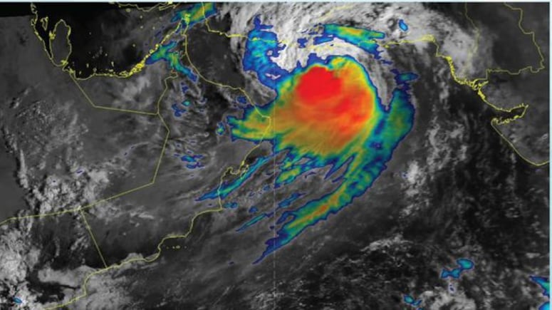 “شاهين” في مجهر الدراسة: كيف أثّر على الأودية في السويق الخابورة وصحم؟
