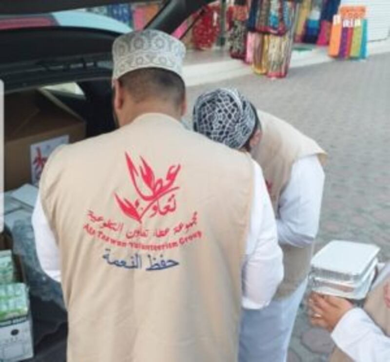 حافلة “تحفظ النعمة”.. وتوزّعها على المستحقين
