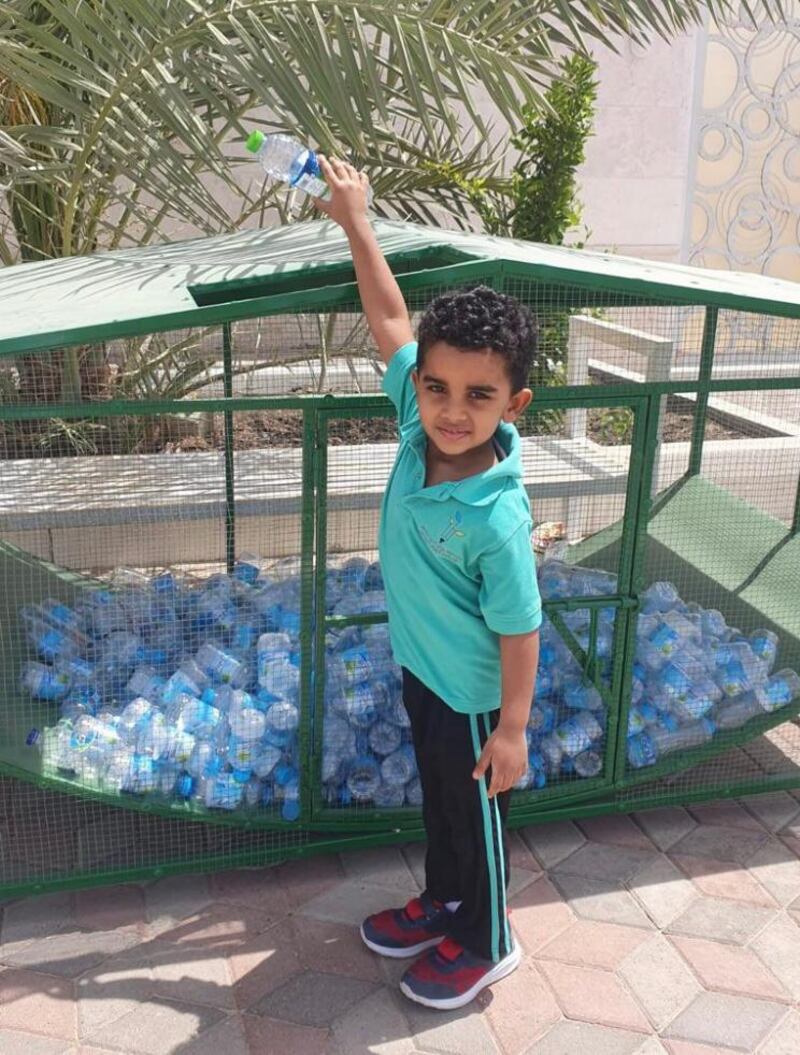 ‎ 60 فريقًا تطوعيًا تابعًا للجان التنمية الاجتماعية؛ هل أنت عضو في أحدها؟