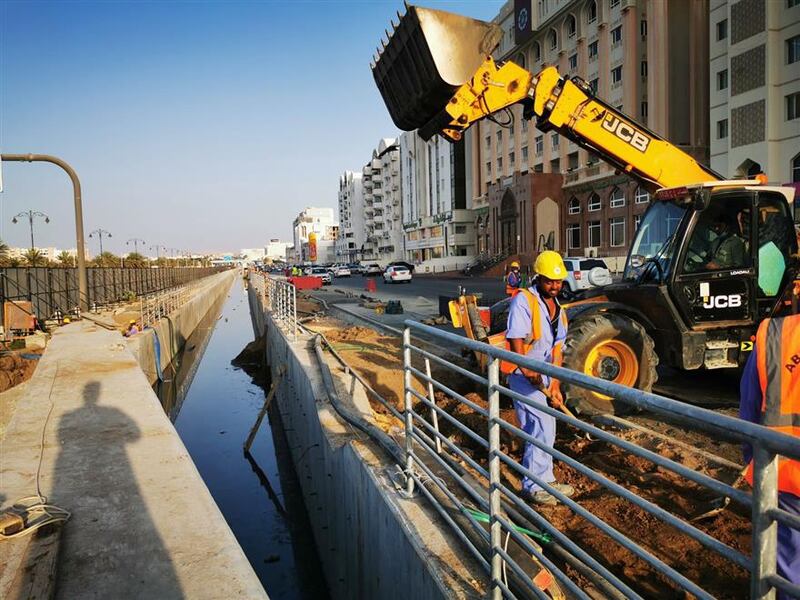 مسؤول في بلدية مسقط: سيكون هناك تحويل جزئي لحركة المرور في شارع السلطان قابوس