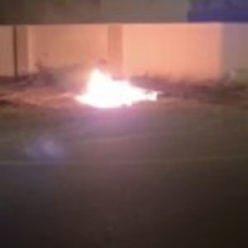استيقاف 13 شخصًا أضرموا النار في ممتلكات عامة