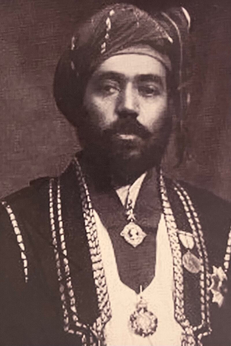 عمره أكثر من 100 عام، ويُعدّ أول وسام عُماني: ماذا تعرف عن “الوسام السعيدي”؟
