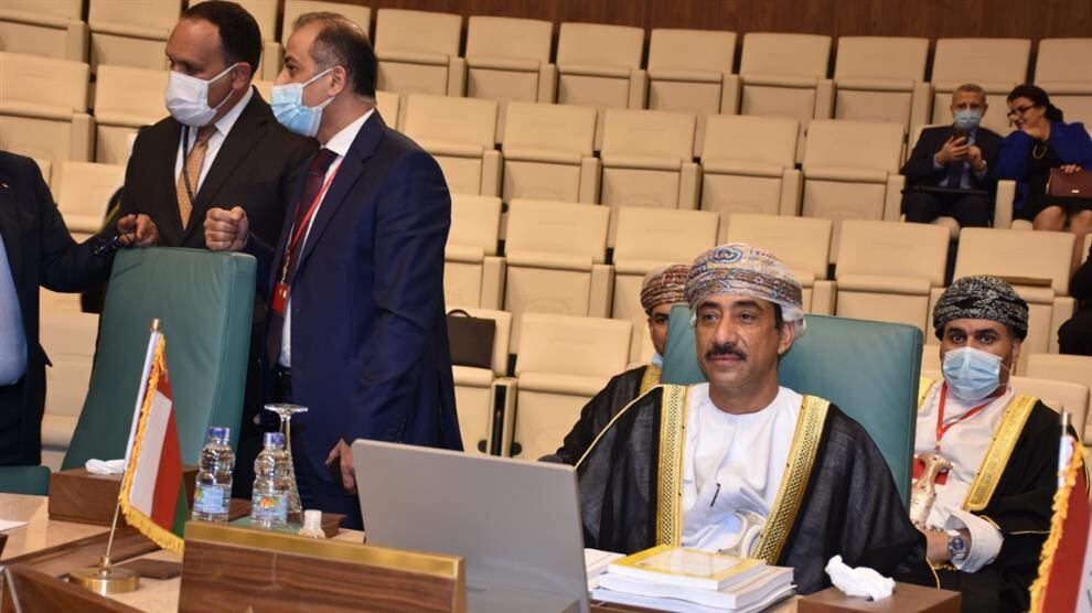 السلطنة في اجتماع عربي تؤكد تبني خيار السلام الشامل والدائم