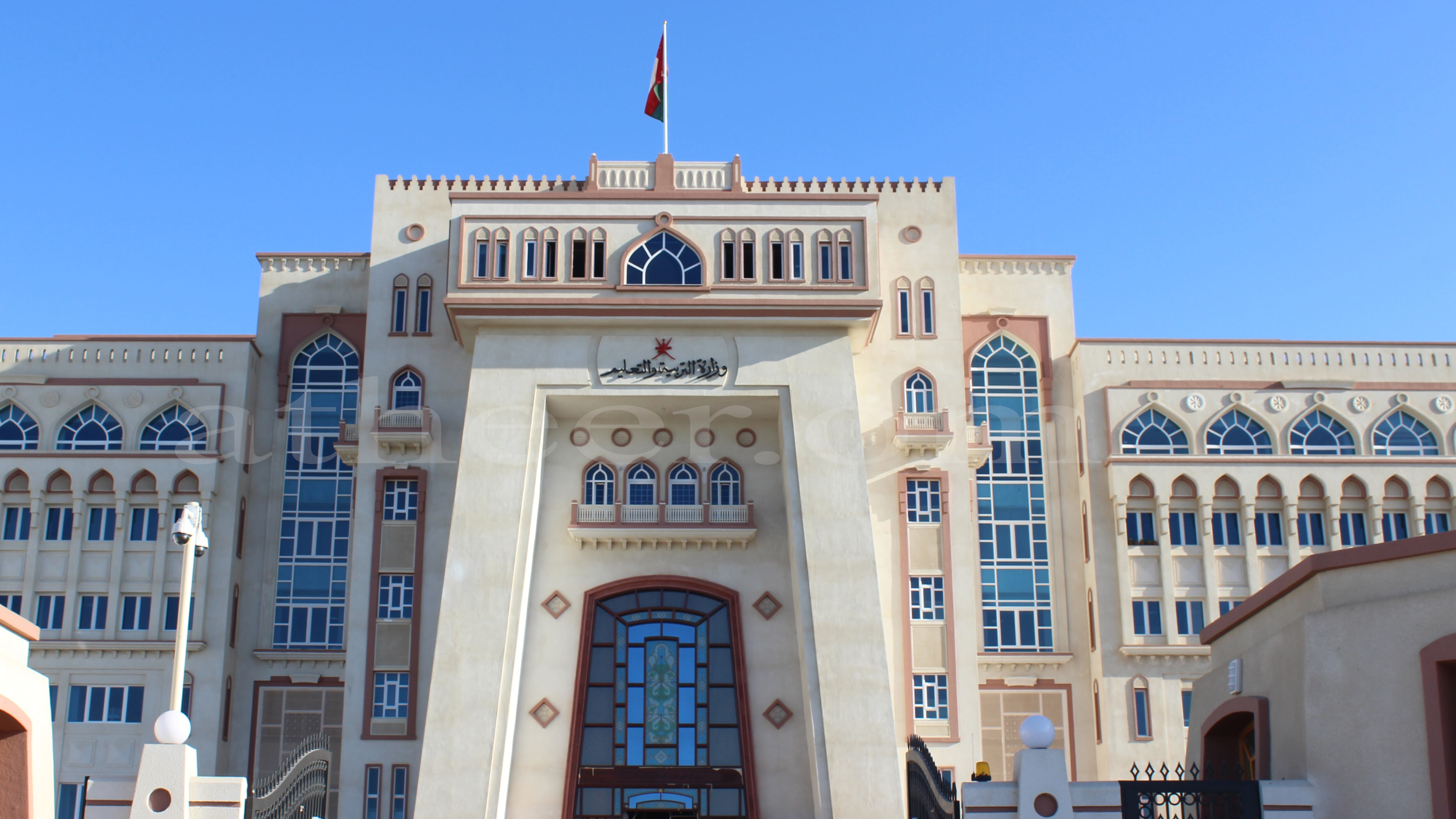 من جديد: ترقيات موظفين في التربية على طاولة الشورى