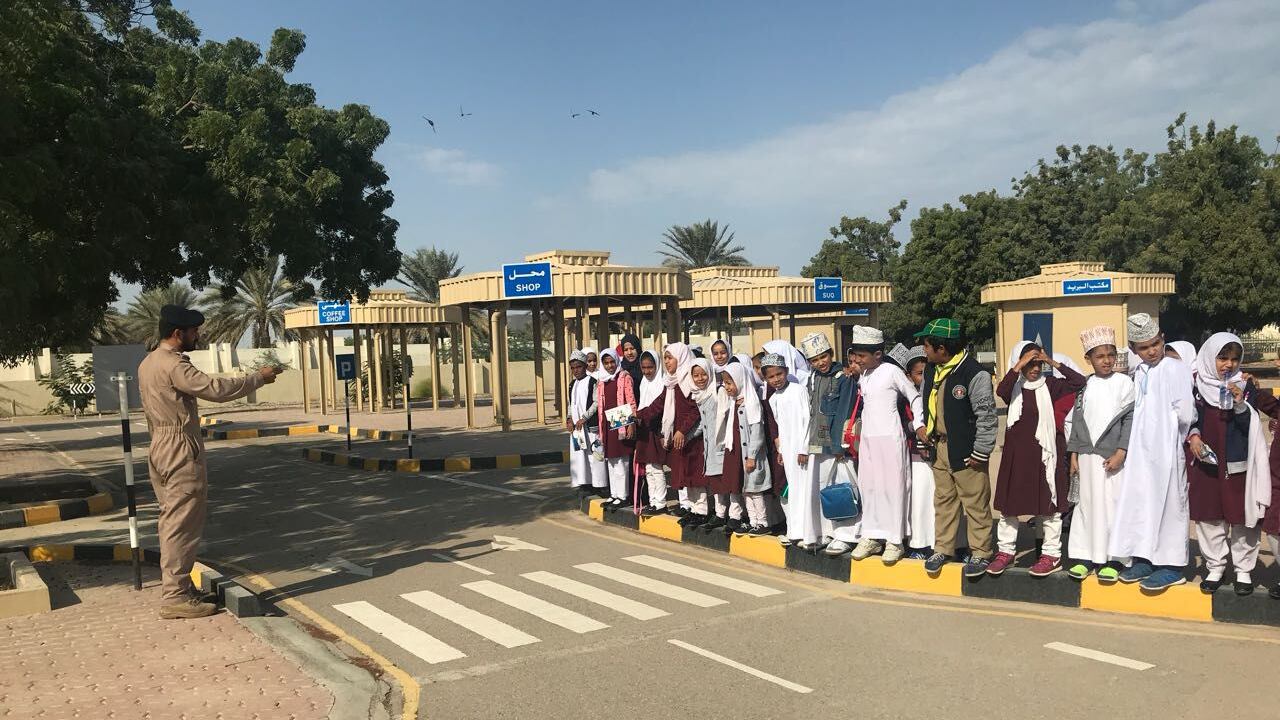 مسؤول شرطي يوجه نصائح مع قرب بداية العام الدراسي الجديد