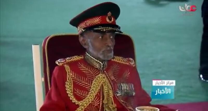 بالفيديو والصور: جلالة السلطان يقيم حفل عشاء بمناسبة يوم القوات المسلحة