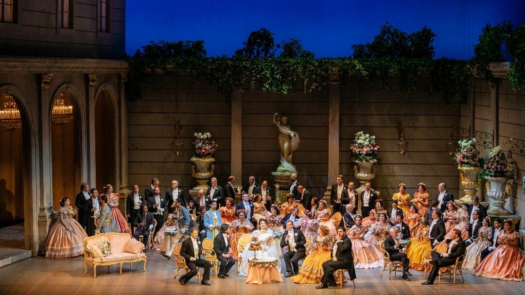 رائعة فردي أوبرا ” لا ترافياتا ” في افتتاحية الموسم الجديد لدار الأوبرا السلطانيّة