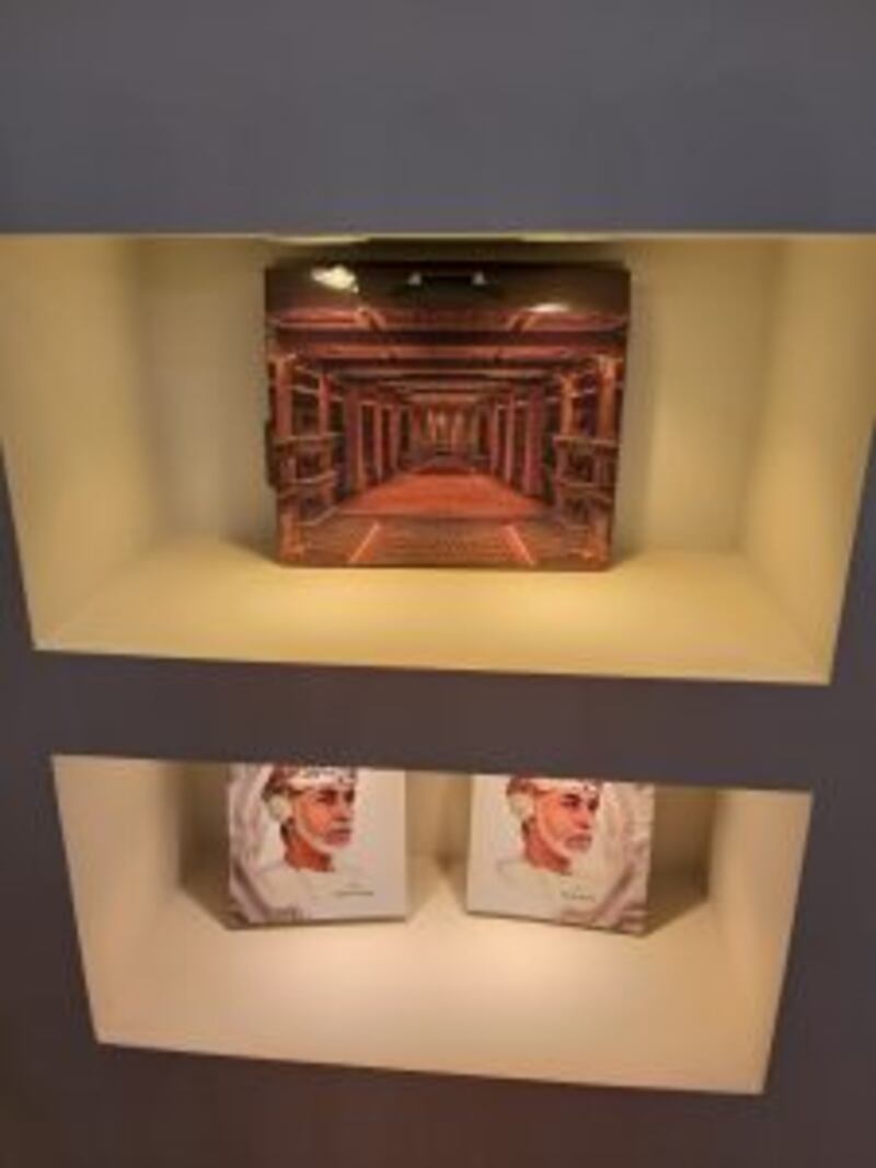 بالصور: الكتب العمانية حاضرة في معرض القاهرة الدولي للكتاب