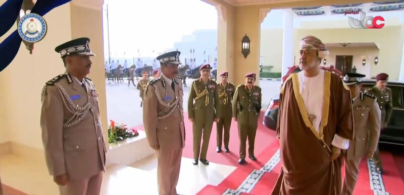 بالصور: جلالة السلطان يشمل برعايته احتفال شرطة عمان السلطانية