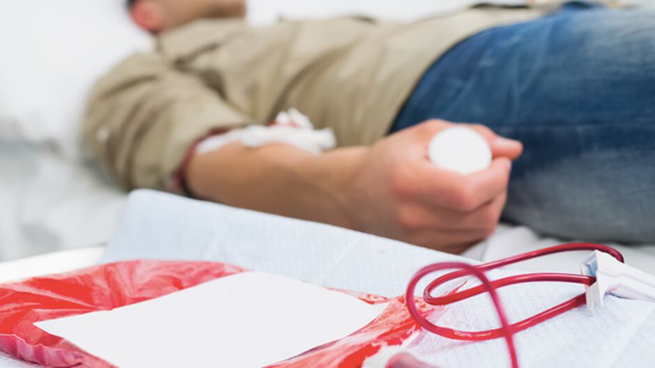 دعوة عاجلة للتبرع بالصفائح الدموية في هذه المراكز.. ودائرة بنوك الدم توضح الطريقة