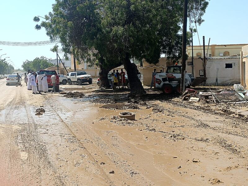 إذا كنت تريد المساعدة: فبادر بالتطوع في “صحار في قلوبنا”
