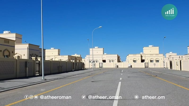 بالفيديو .. مسؤول في تعويضات الباطنة: قريبًا سيتم توزيع منازل على مواطنين