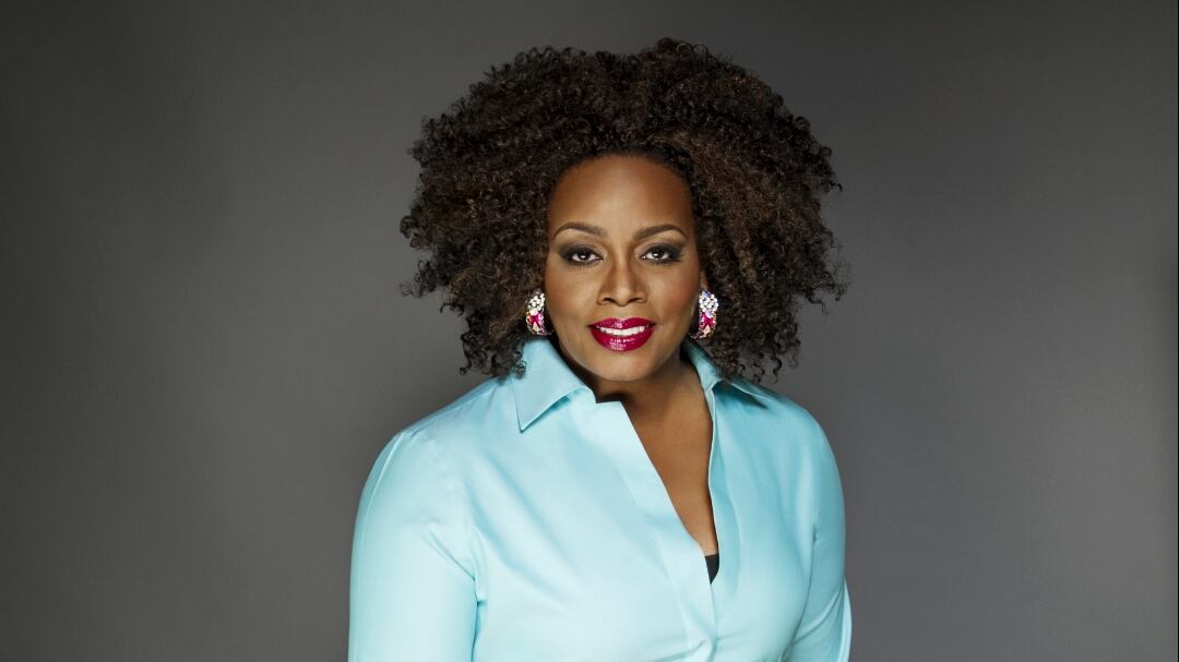 مطربة الجاز الأمريكيّة (ديان ريفز) في (دار الأوبرا السلطانيّة)