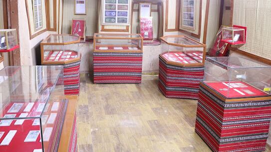 عشق تجميع العملات وأسس متحفًا لها؛ فهل تريد زيارته؟