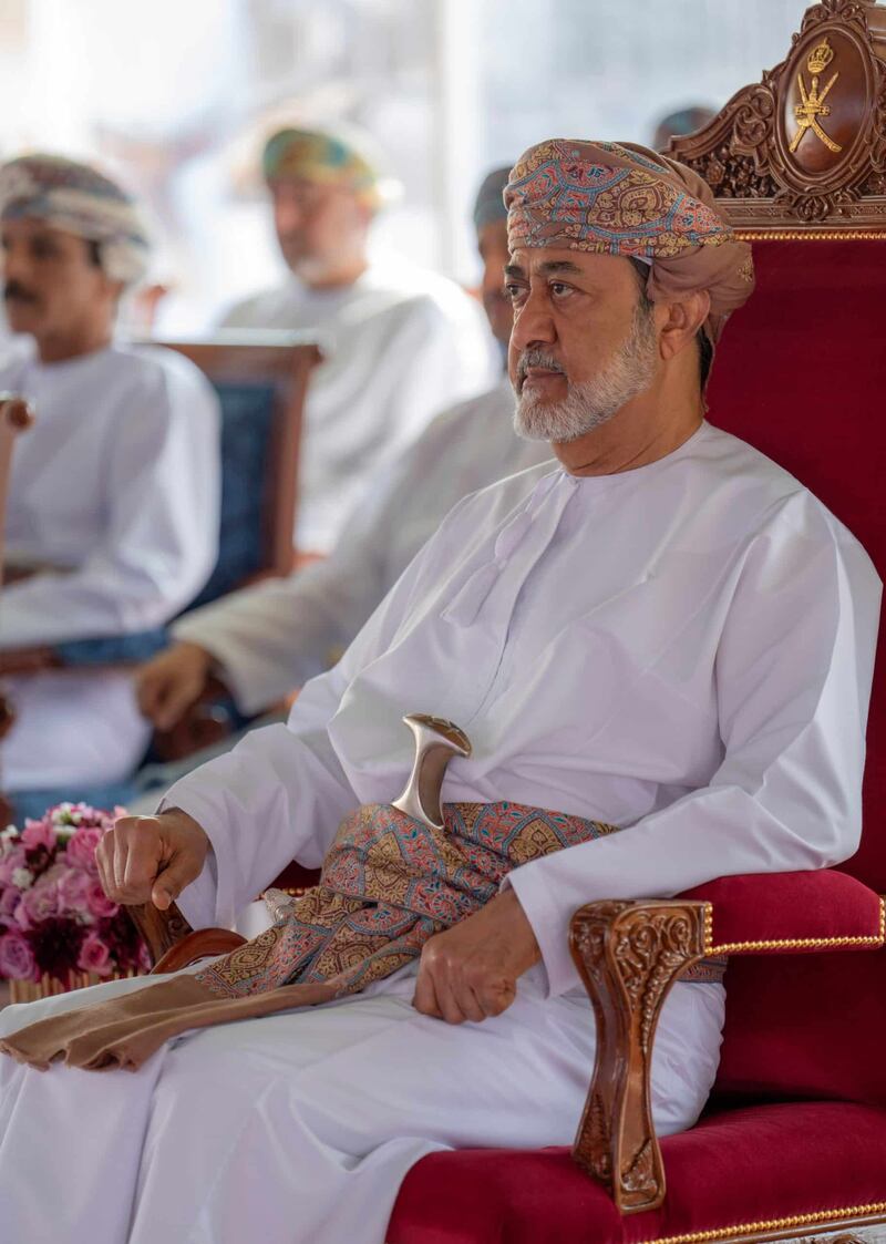 الأول من نوعه في الشرق الأوسط: جلالة السلطان يضع حجر أساس “مجمع عمان الثقافي”